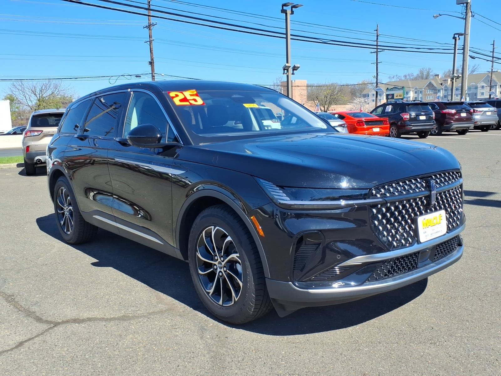 Used 2025 Lincoln Nautilus Premier w/ Equipment Group 102A AWD/4WD image 1