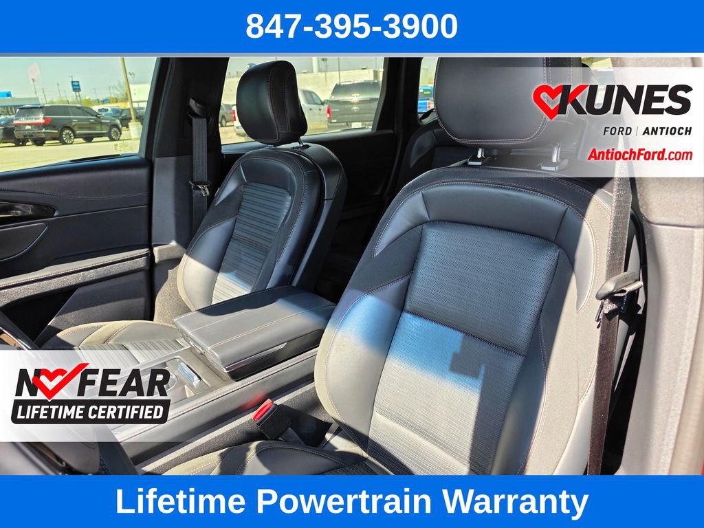 Used 2024 Lincoln Nautilus Reserve w/ Equipment Group 202A AWD/4WD image 17