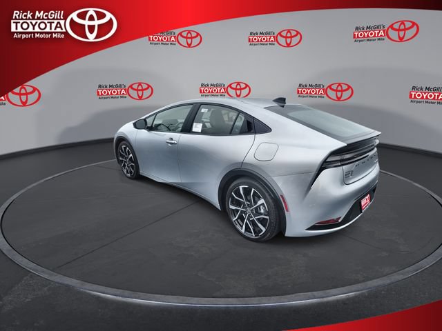 New 2026 Toyota Prius Plug-In Hybrid FWD image 6