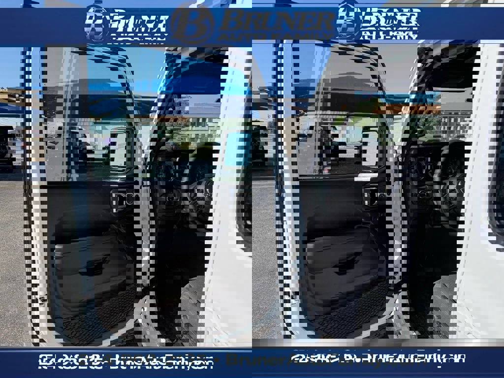 New 2026 Jeep Gladiator Rubicon AWD/4WD image 9