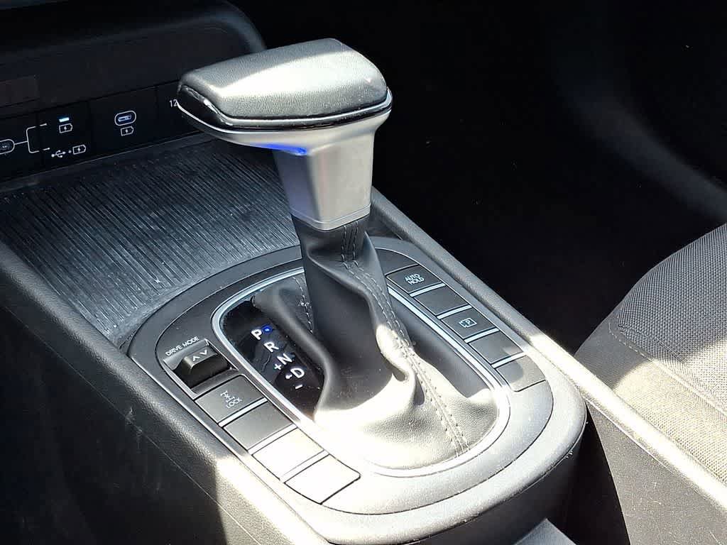 Used 2025 Hyundai Kona SEL AWD/4WD image 13