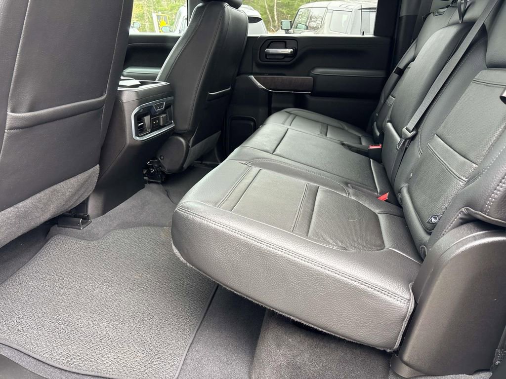 Used 2022 GMC Sierra 2500 Denali AWD/4WD image 11