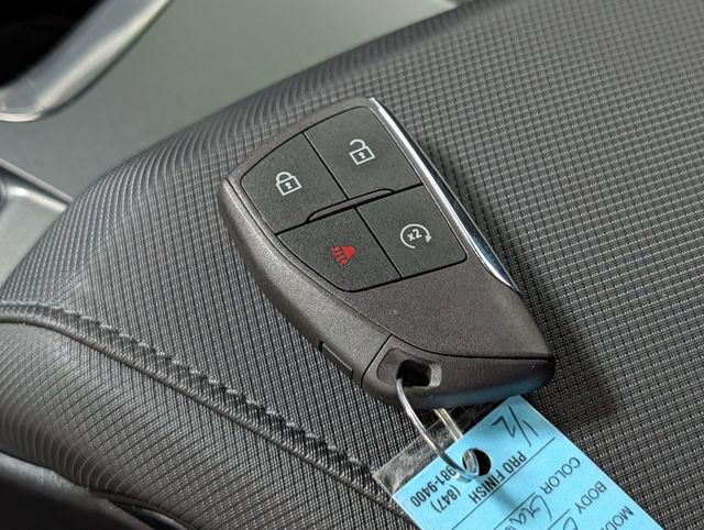 Used 2026 Chevrolet Equinox EV LT FWD image 27
