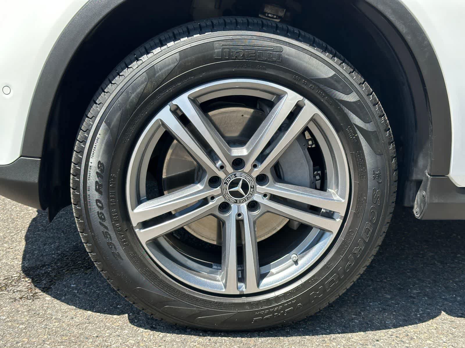 Used 2021 Mercedes-Benz GLC 300 4MATIC image 8