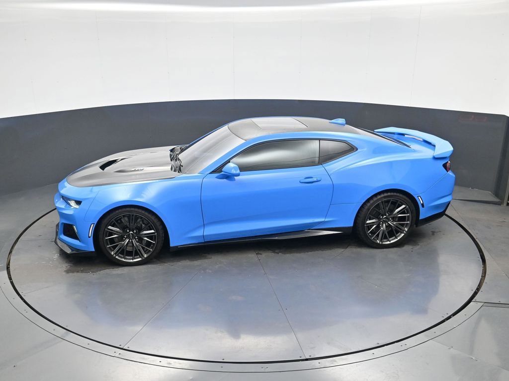 Used 2022 Chevrolet Camaro ZL1 image 20