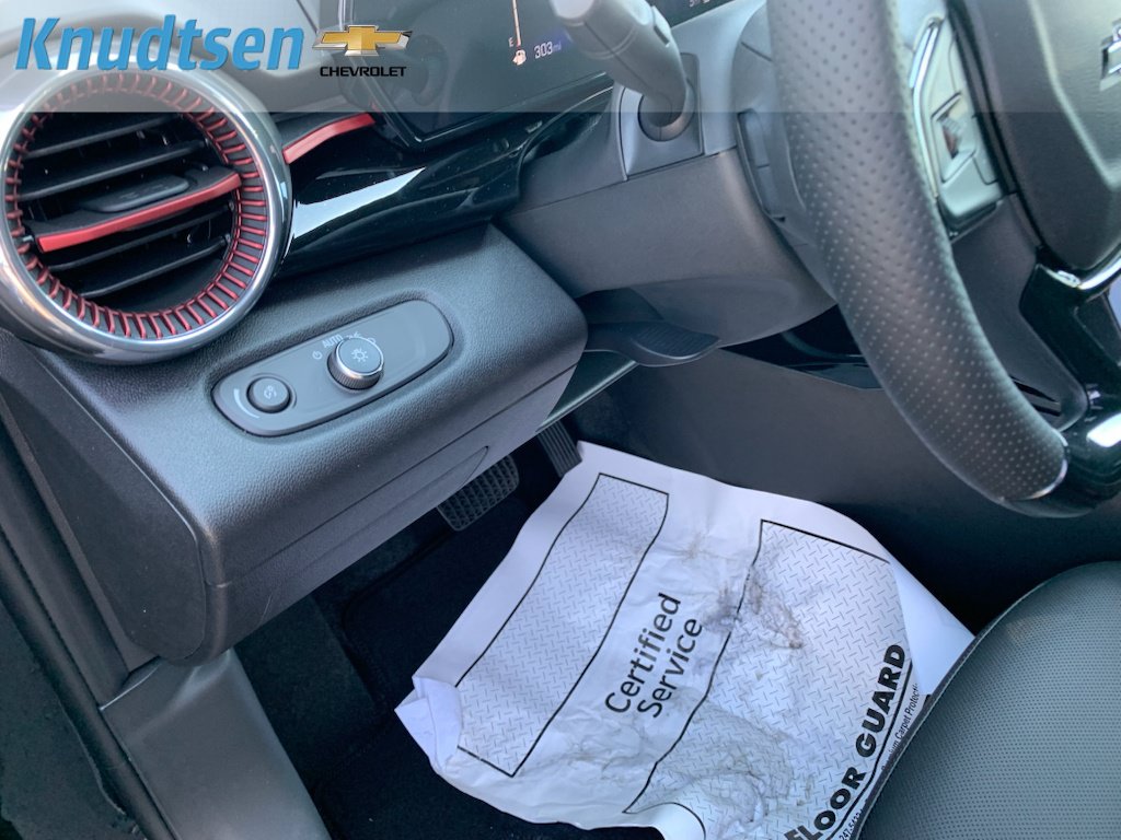 New 2026 Chevrolet Trax RS w/ Driver Confidence Package FWD image 20