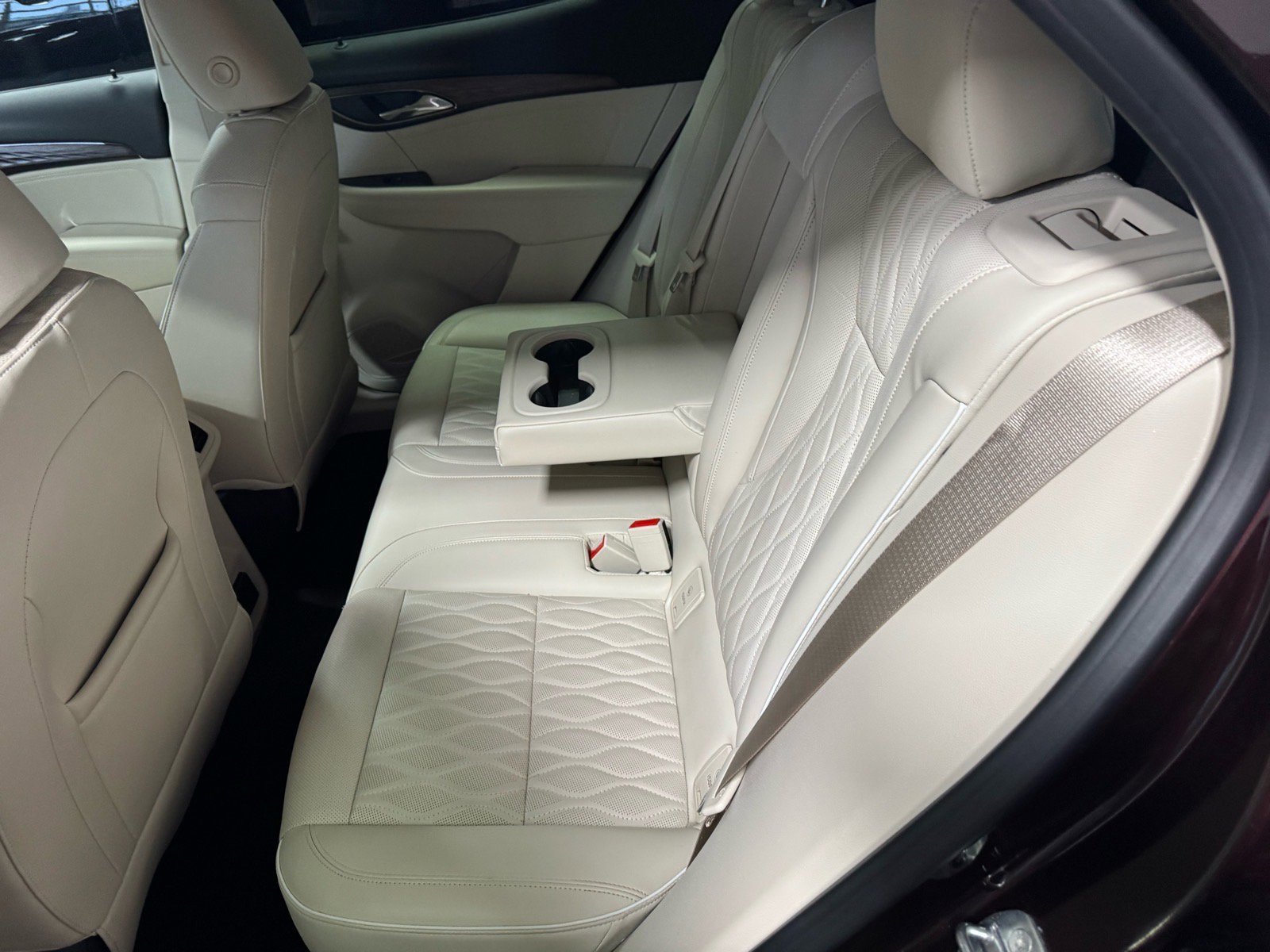 Certified 2023 Buick Envision Avenir image 12