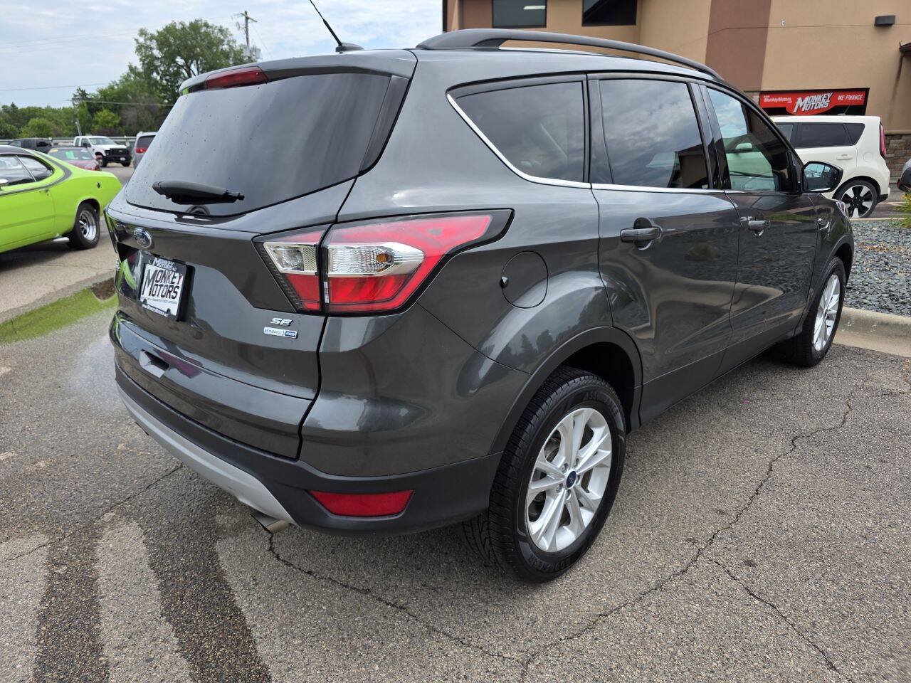 Used 2018 Ford Escape SE AWD/4WD image 9