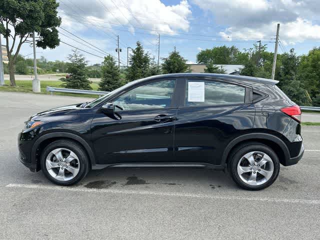 Used 2019 Honda HR-V LX image 2