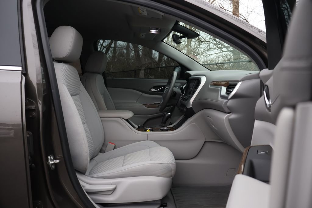 Used 2019 GMC Acadia SLE w/ Driver Alert Package I image 37