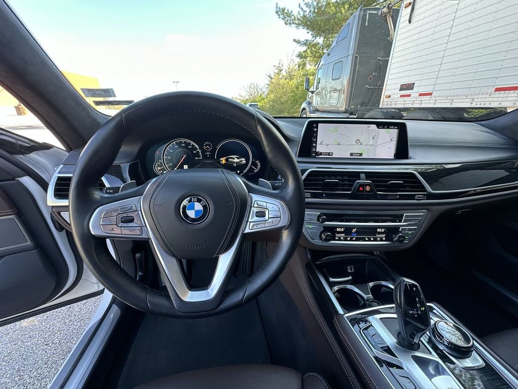 Used 2016 BMW 750i xDrive AWD/4WD image 42