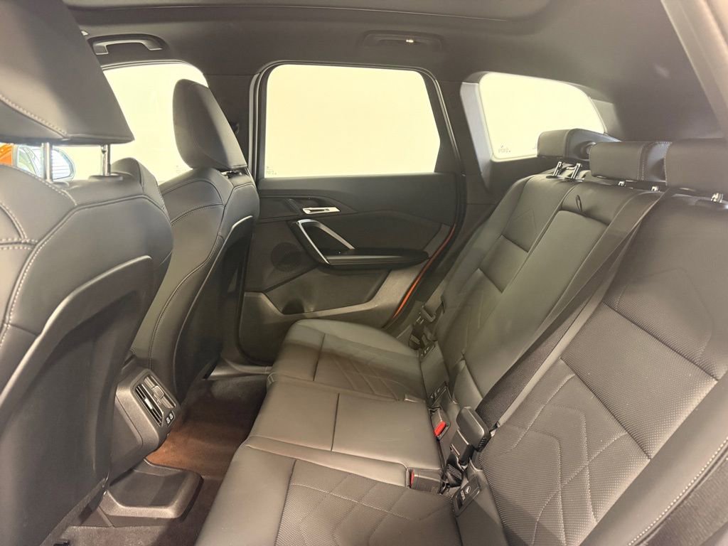 Used 2025 BMW X1 xDrive28i image 21