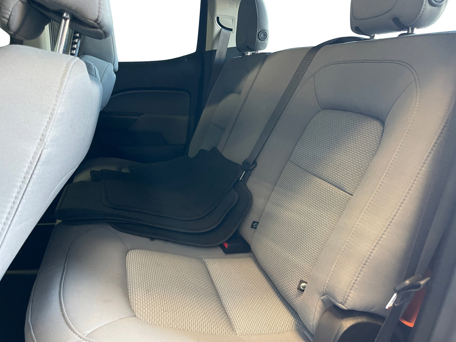 Used 2022 Chevrolet Colorado W/T w/ WT Convenience Package RWD image 13