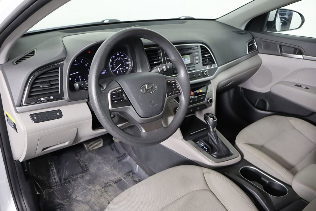 Used 2017 Hyundai Elantra SE FWD image 22