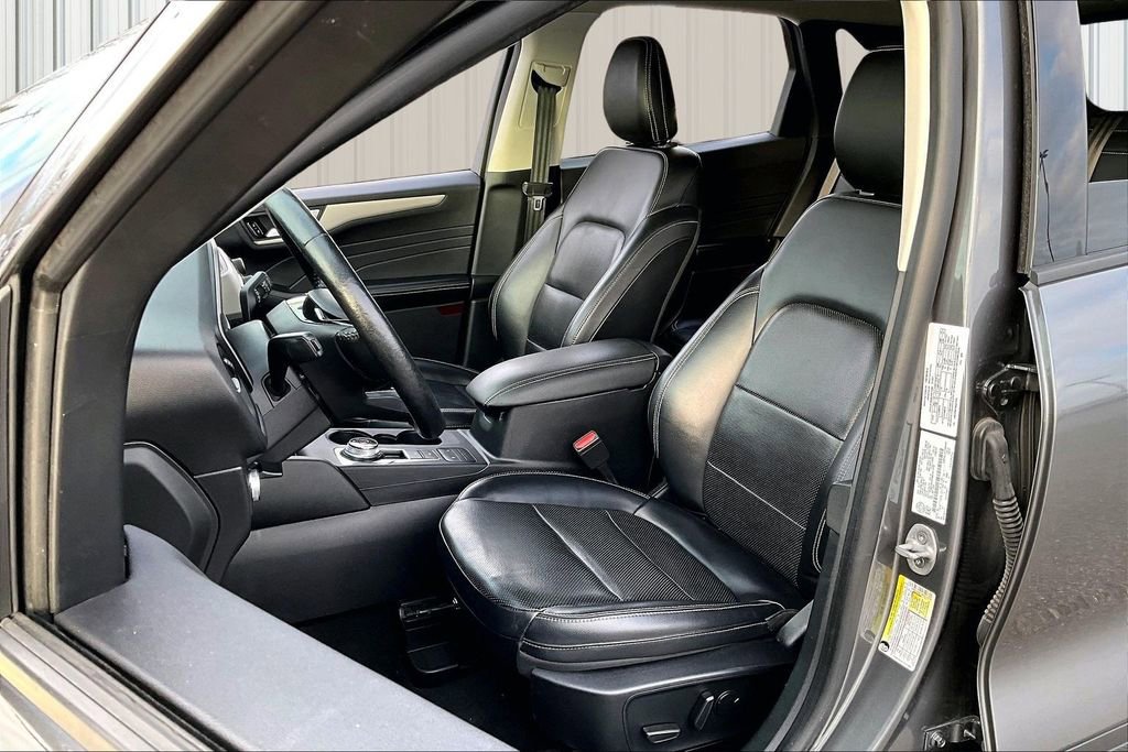 Used 2021 Ford Escape SEL image 21