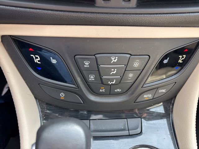 Used 2018 Buick Envision Essence FWD image 29
