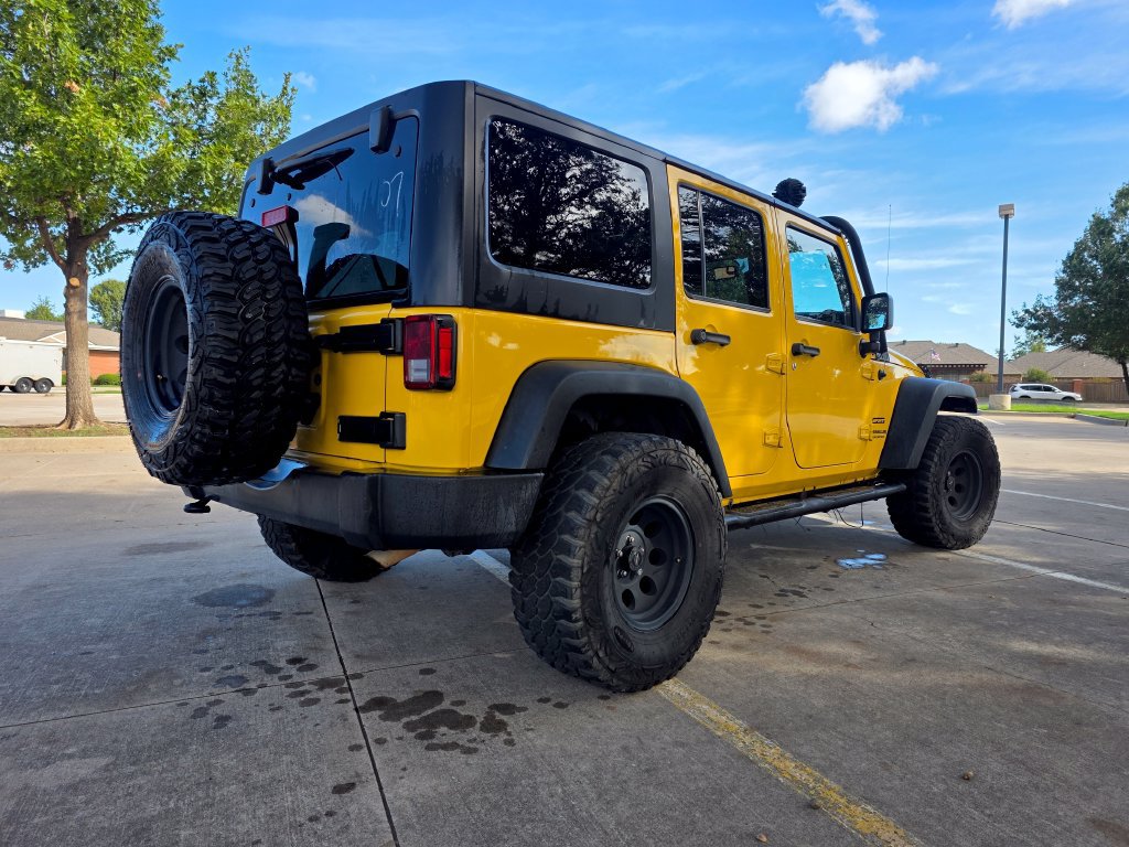 Used 2015 Jeep Wrangler Unlimited Sport w/ Quick Order Package 24S AWD/4WD image 16