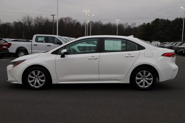 Used 2024 Toyota Corolla LE image 4