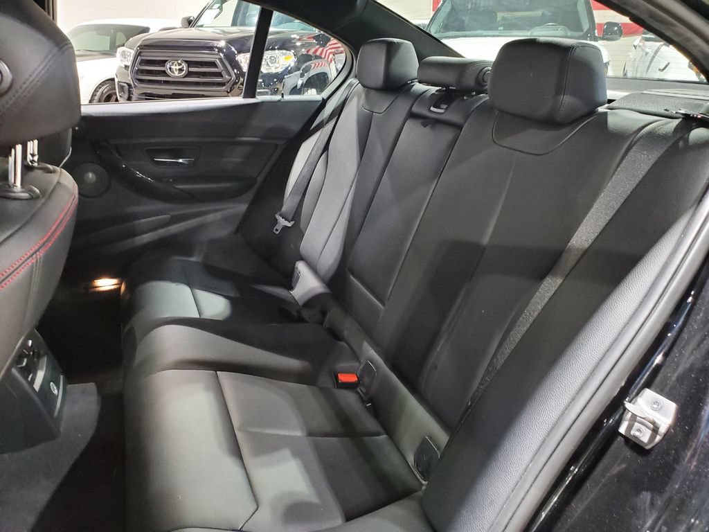 Used 2015 BMW 328i xDrive Sedan AWD/4WD image 21