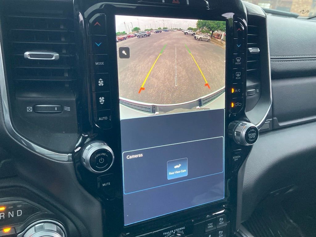 Used 2024 RAM 1500 Laramie image 24