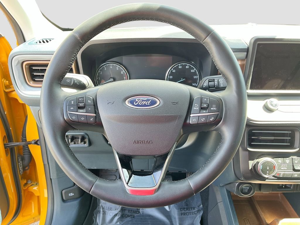 Used 2023 Ford Maverick Lariat w/ Lariat Luxury Package image 11