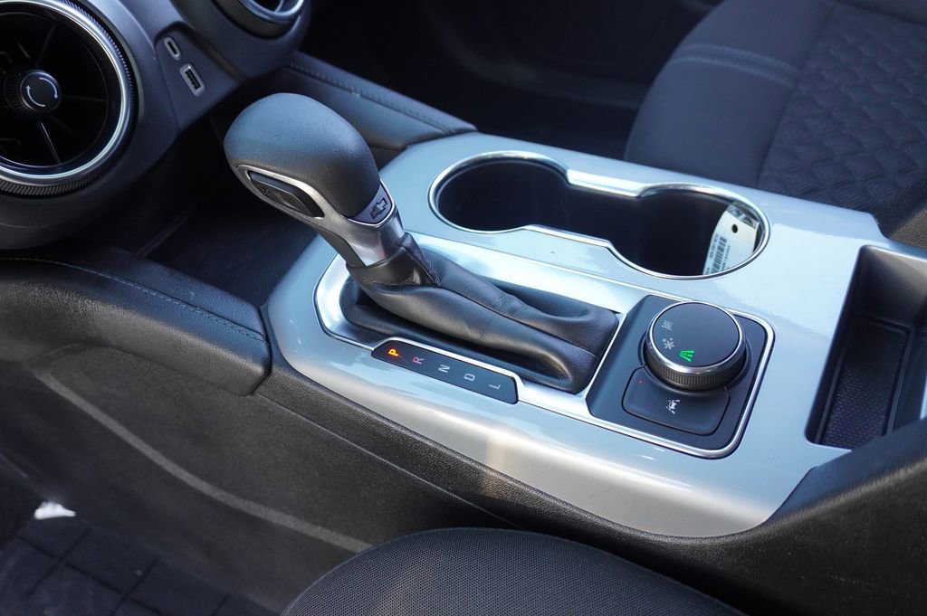 Used 2022 Chevrolet Blazer LT w/ Midnight/Sport Edition FWD image 14