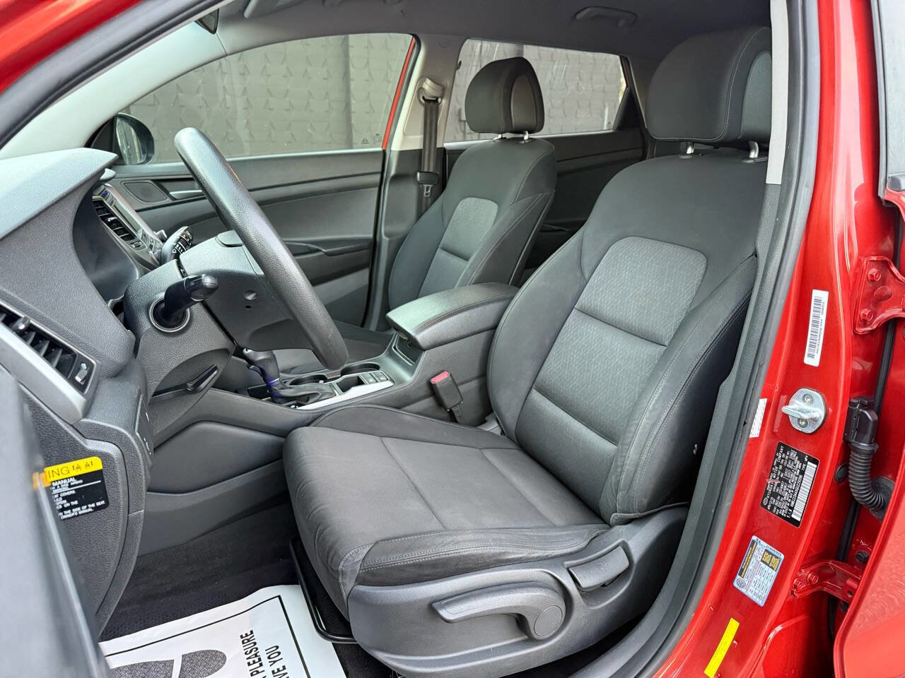 Used 2016 Hyundai Tucson SE image 38