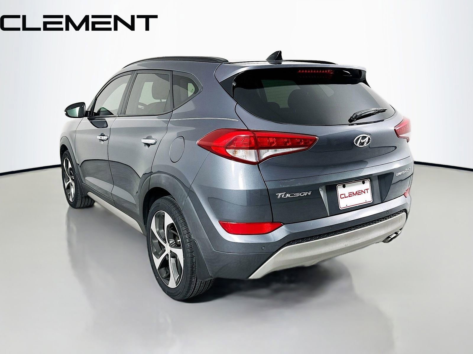Used 2018 Hyundai Tucson Limited w/ Ultimate Package 02 image 10