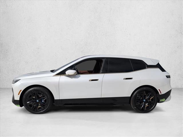 Used 2023 BMW iX M60 w/ Executive Package image 9