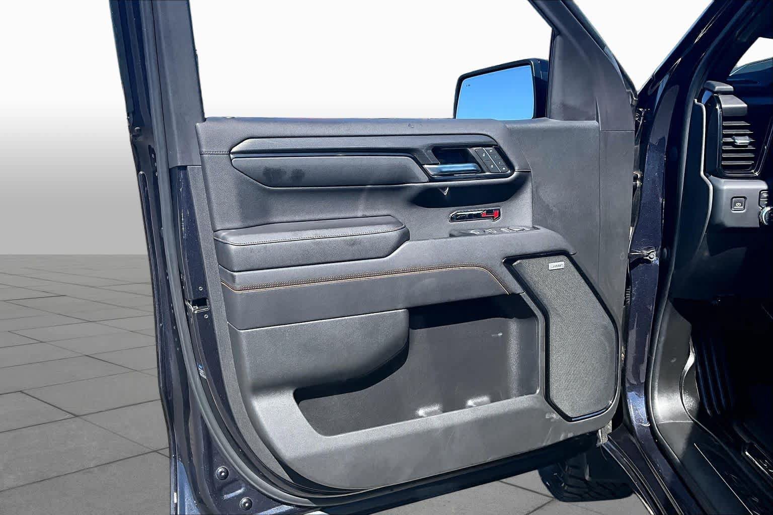 Used 2023 GMC Sierra 1500 AT4 w/ AT4 Premium Package AWD/4WD image 21