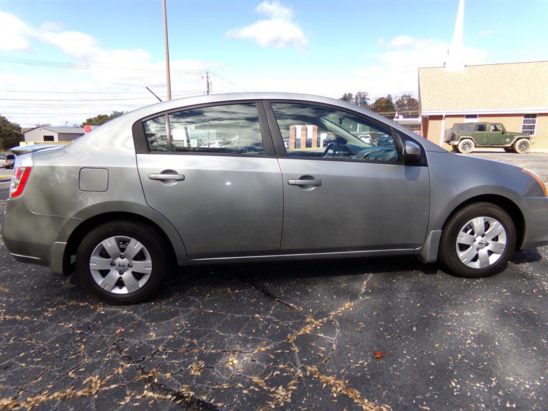Used 2011 Nissan Sentra 2.0 image 8