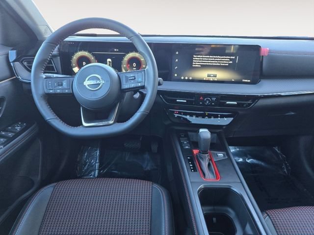 New 2026 Nissan Kicks SR w/ SR Premium Package AWD/4WD image 13
