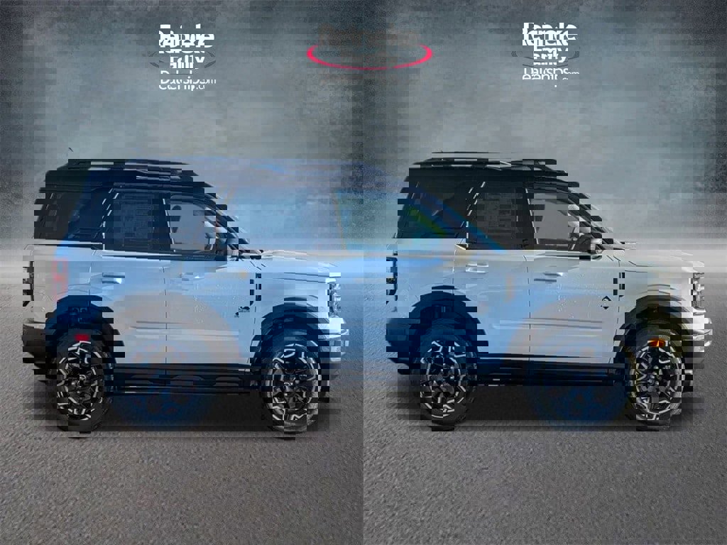 New 2025 Ford Bronco Sport Outer Banks image 4