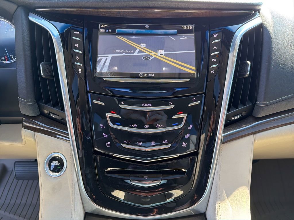 Used 2018 Cadillac Escalade Premium Luxury AWD/4WD image 48