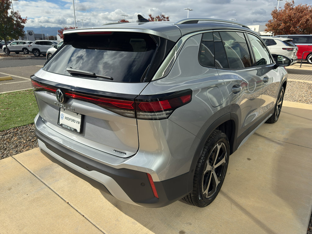 New 2026 Volkswagen Tiguan SE image 4