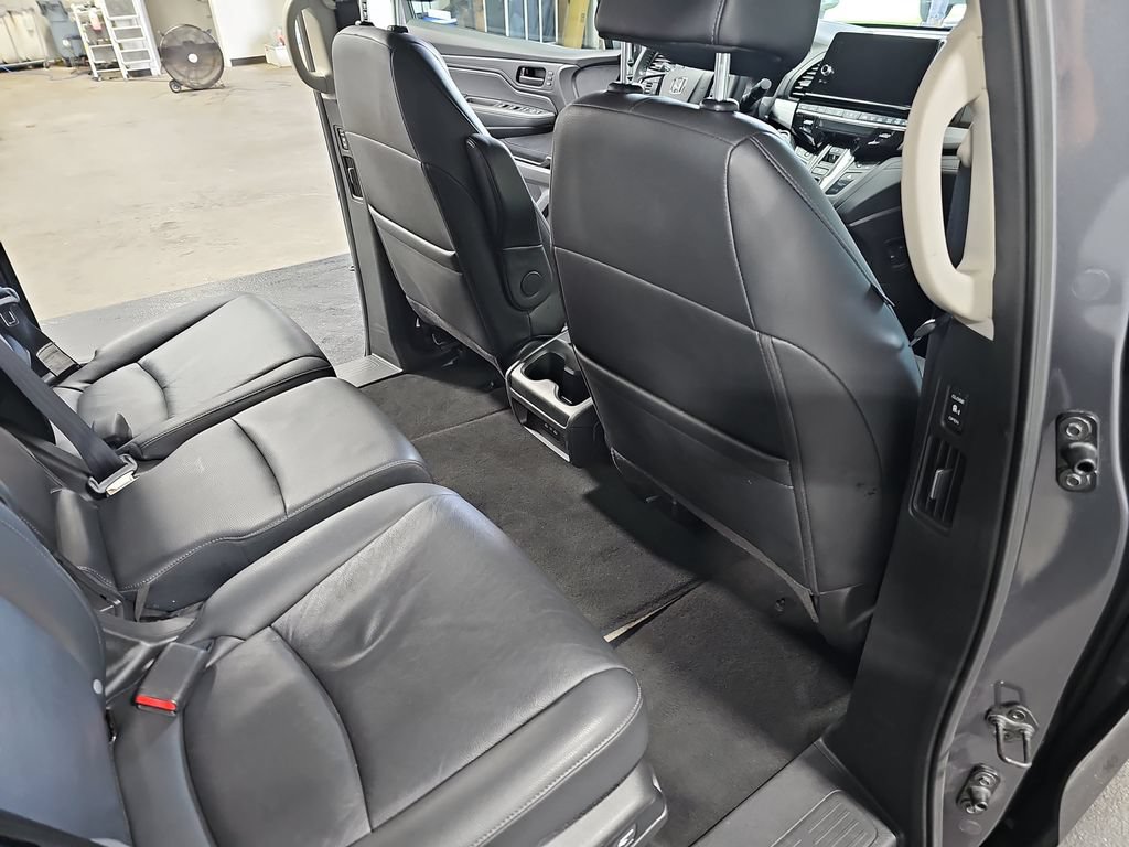 Used 2025 Honda Odyssey EX-L image 11