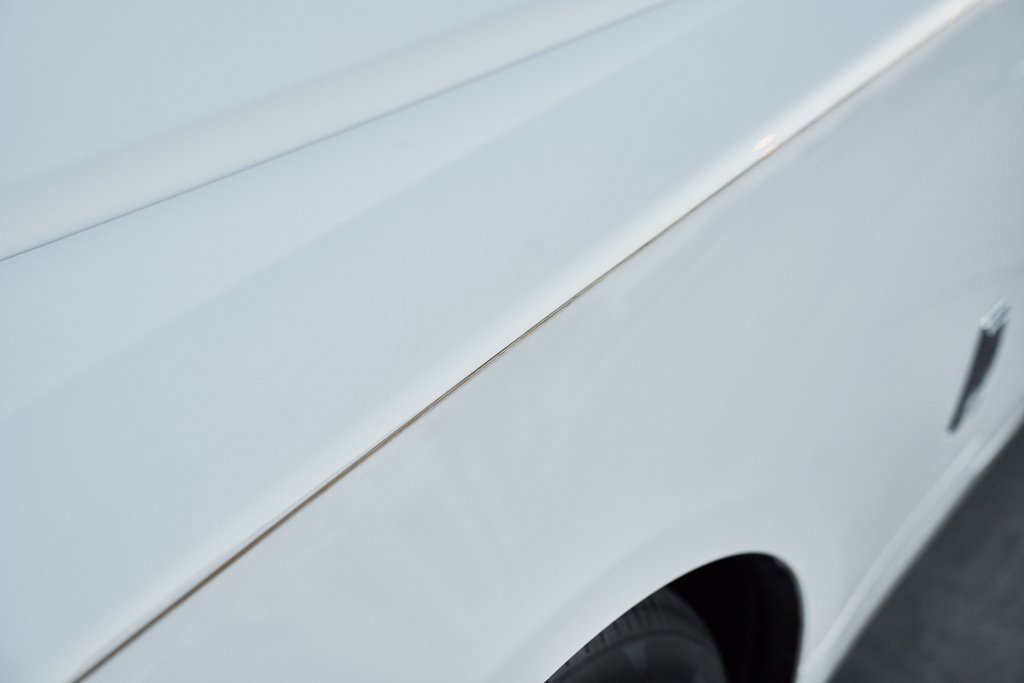 Used 2017 Rolls-Royce Dawn image 9