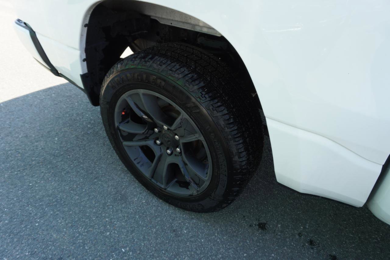 Used 2020 RAM 1500 Big Horn AWD/4WD image 5