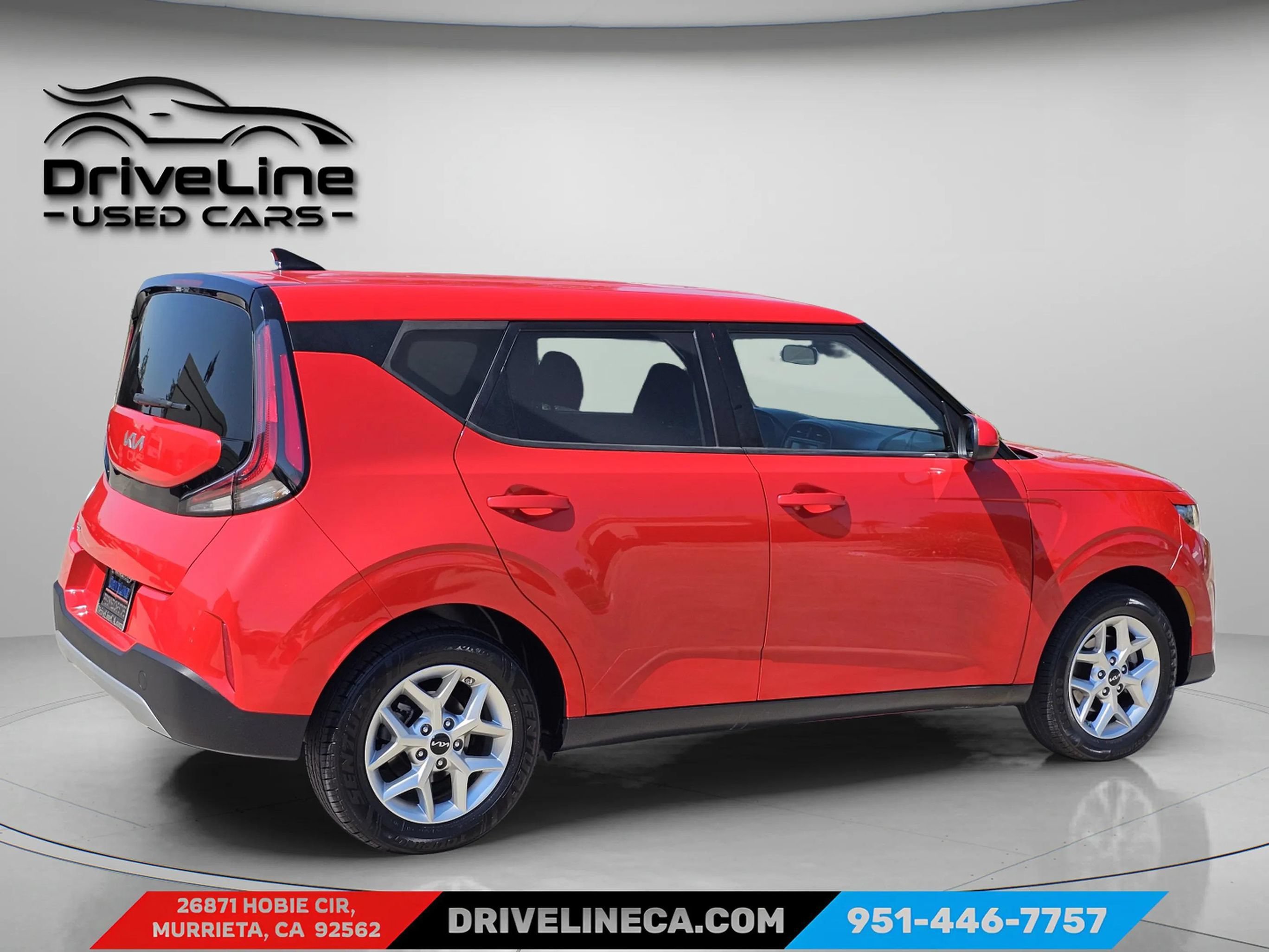 Used 2023 Kia Soul LX w/ Option Group 015 FWD image 13