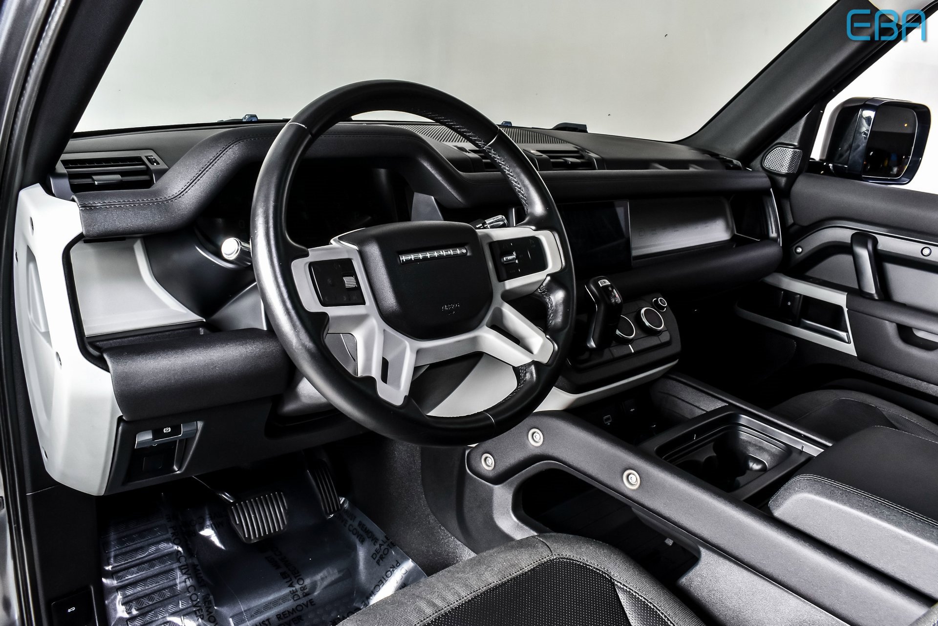 Used 2021 Land Rover Defender 110 SE image 17