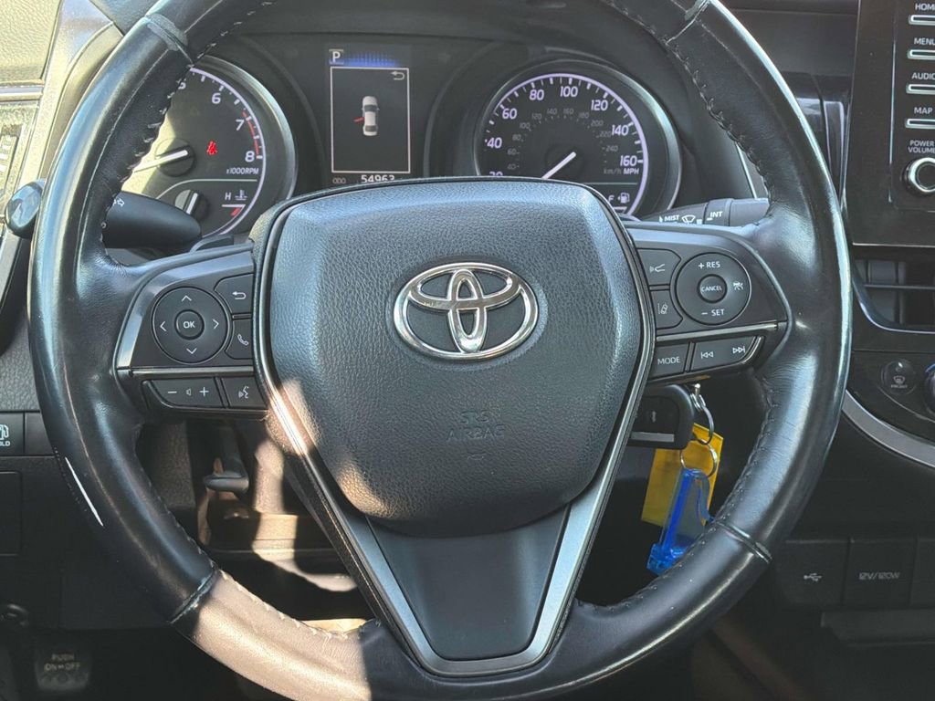 Used 2022 Toyota Camry SE FWD image 9