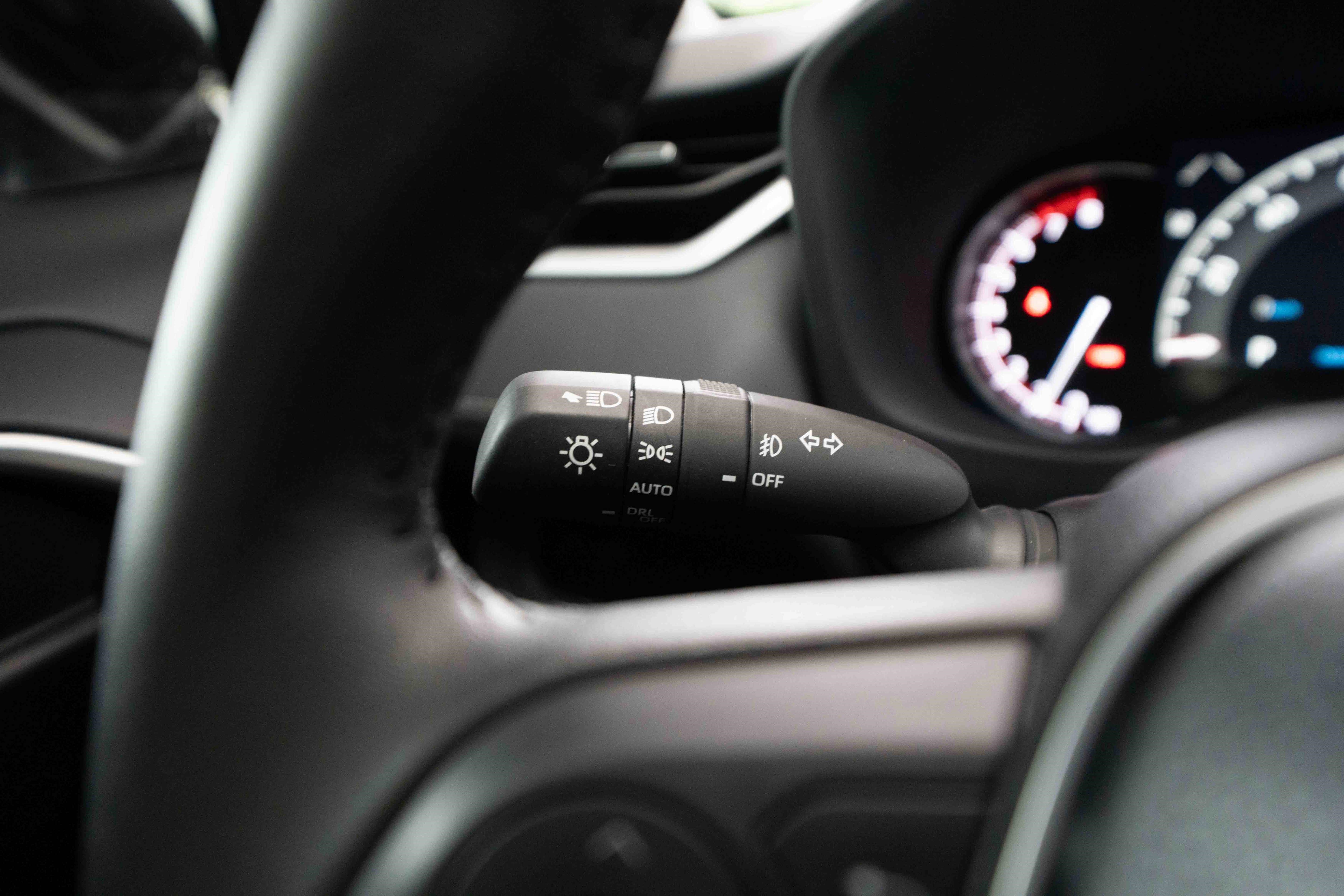 Used 2024 Toyota RAV4 XLE Premium FWD image 13