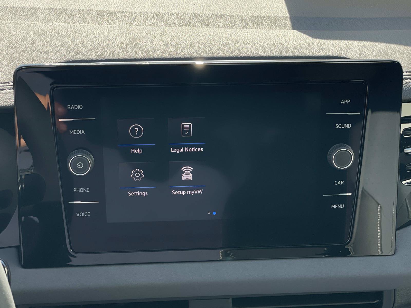 New 2027 Volkswagen Jetta SE FWD image 13