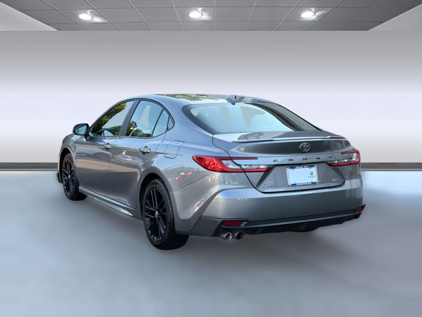 Used 2025 Toyota Camry SE w/ Convenience Package AWD/4WD image 3