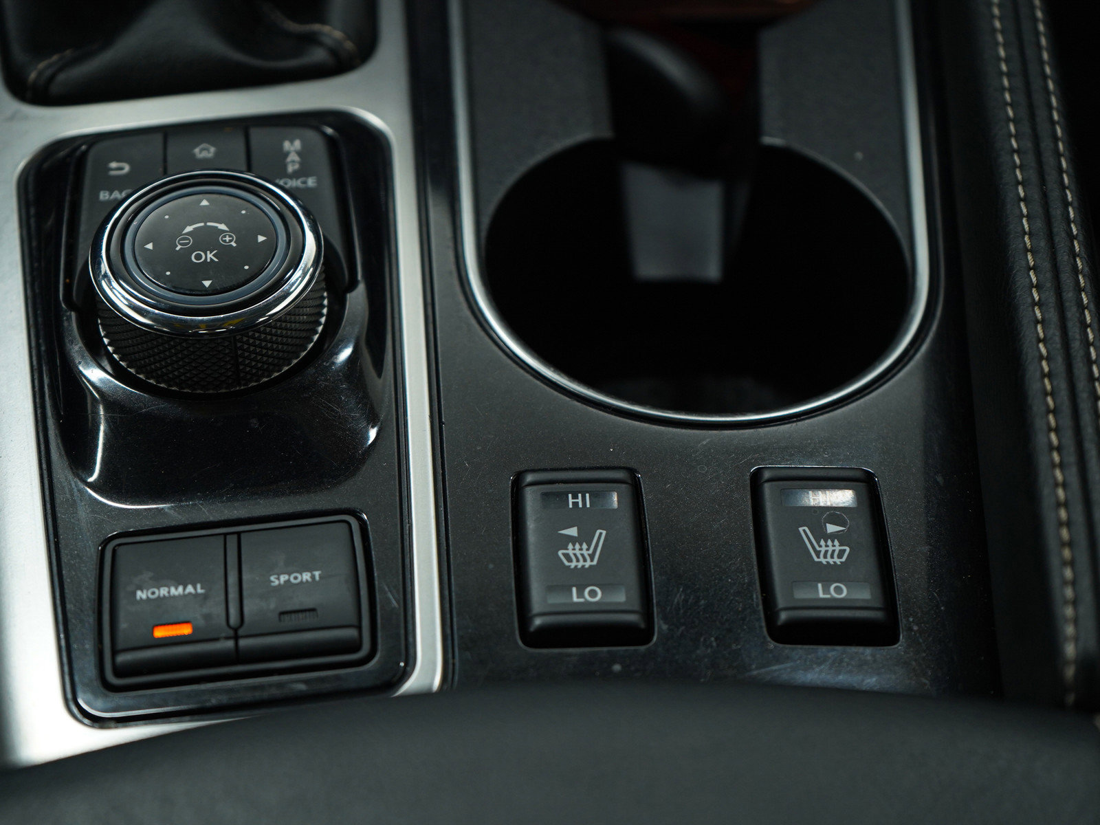 Used 2018 Nissan Maxima 3.5 SL image 18