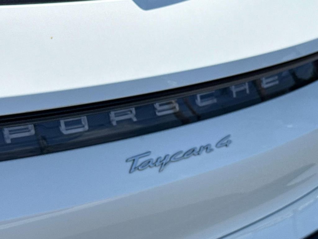 Used 2022 Porsche Taycan 4 Cross Turismo AWD/4WD image 6