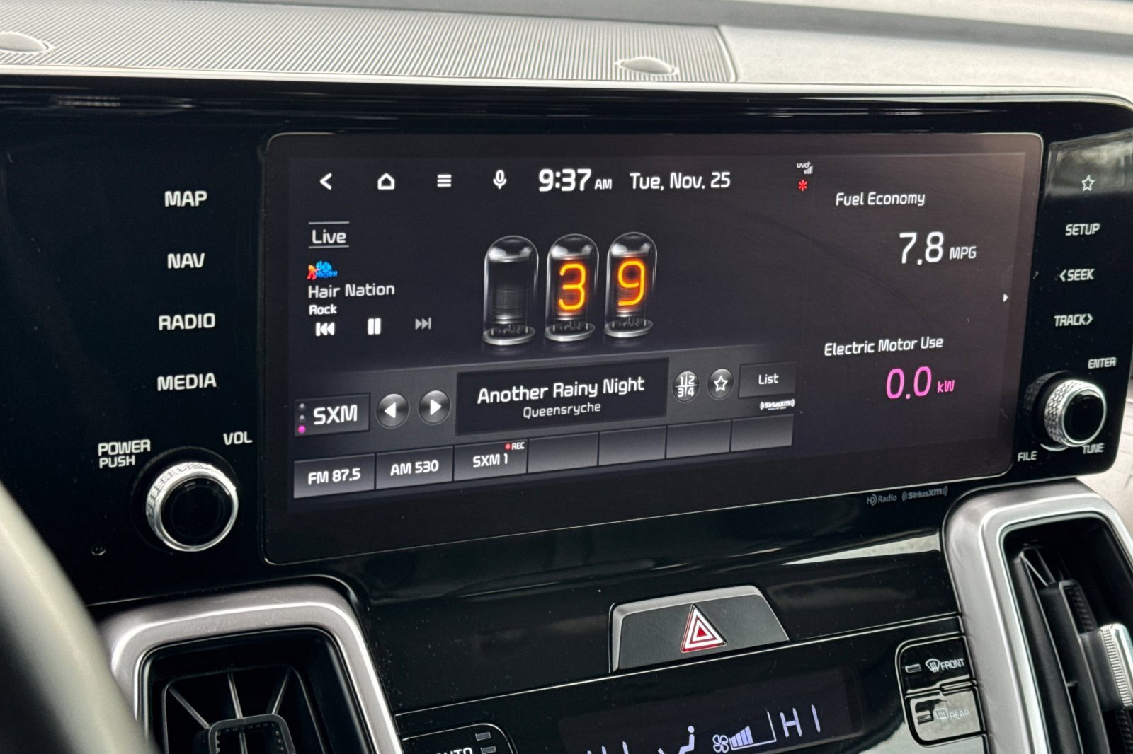 Used 2022 Kia Sorento EX image 18