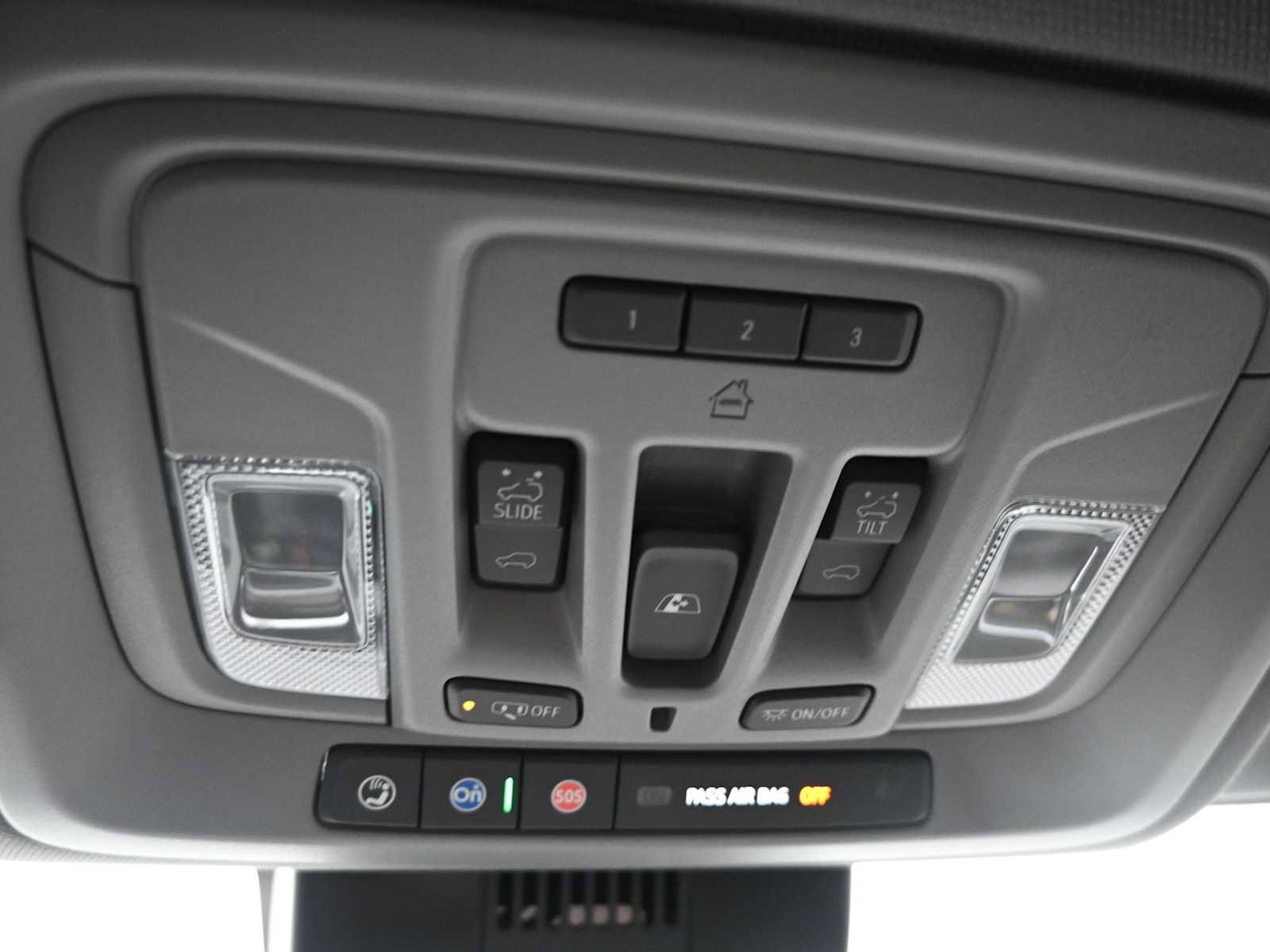 New 2026 GMC Sierra 1500 SLT image 16