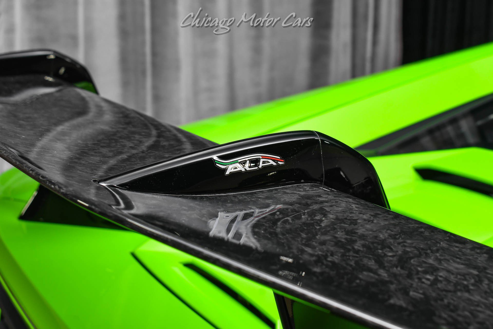 Used 2018 Lamborghini Huracan Performante AWD/4WD image 38