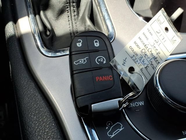 Used 2021 Jeep Grand Cherokee Overland w/ Protech Group AWD/4WD image 34